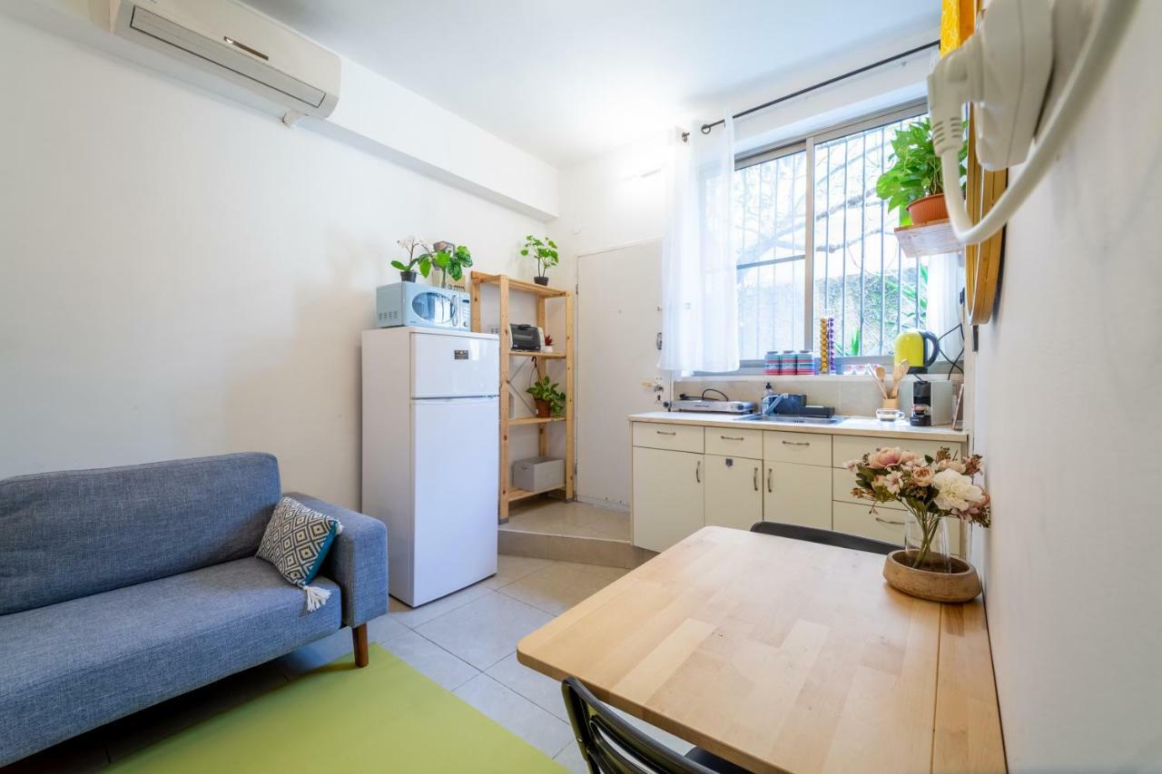 Sea And The 2r Beachouse C Tel Aviv